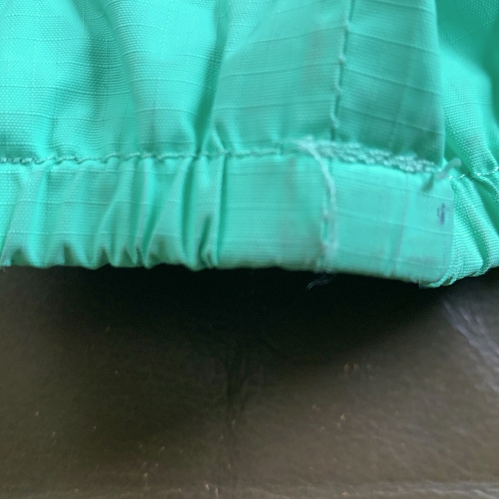 Northface windbreaker, mint green, girls 10-12. - Picture 13 of 14